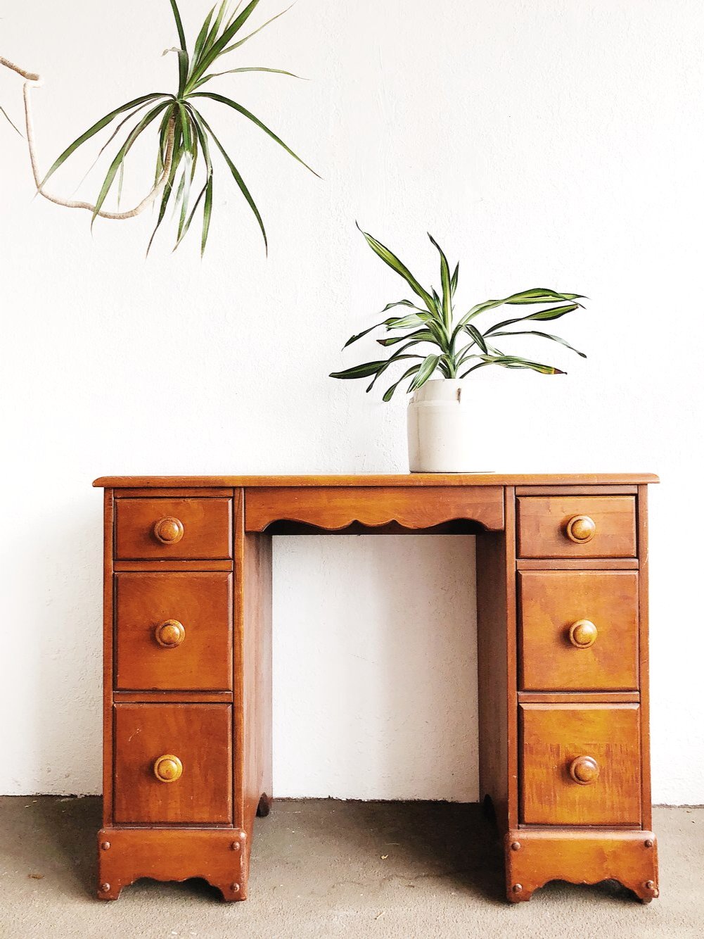 Vintage on sale maple desk