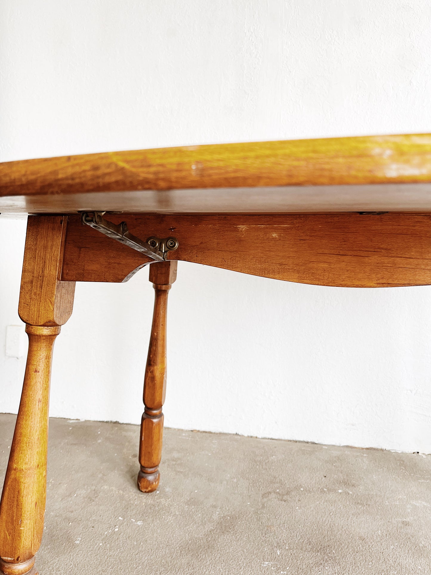 Vintage Round Drop Leaf Table