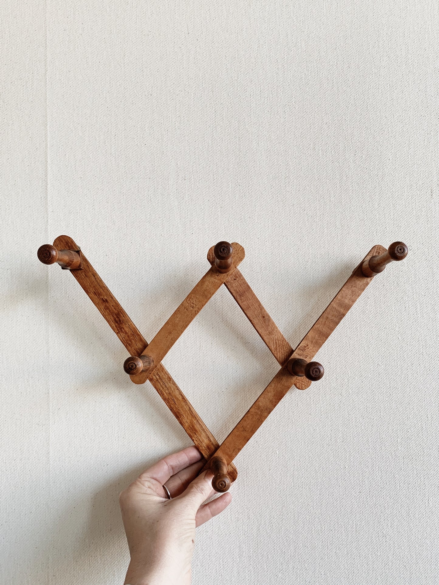 Vintage Triangle Peg Rack