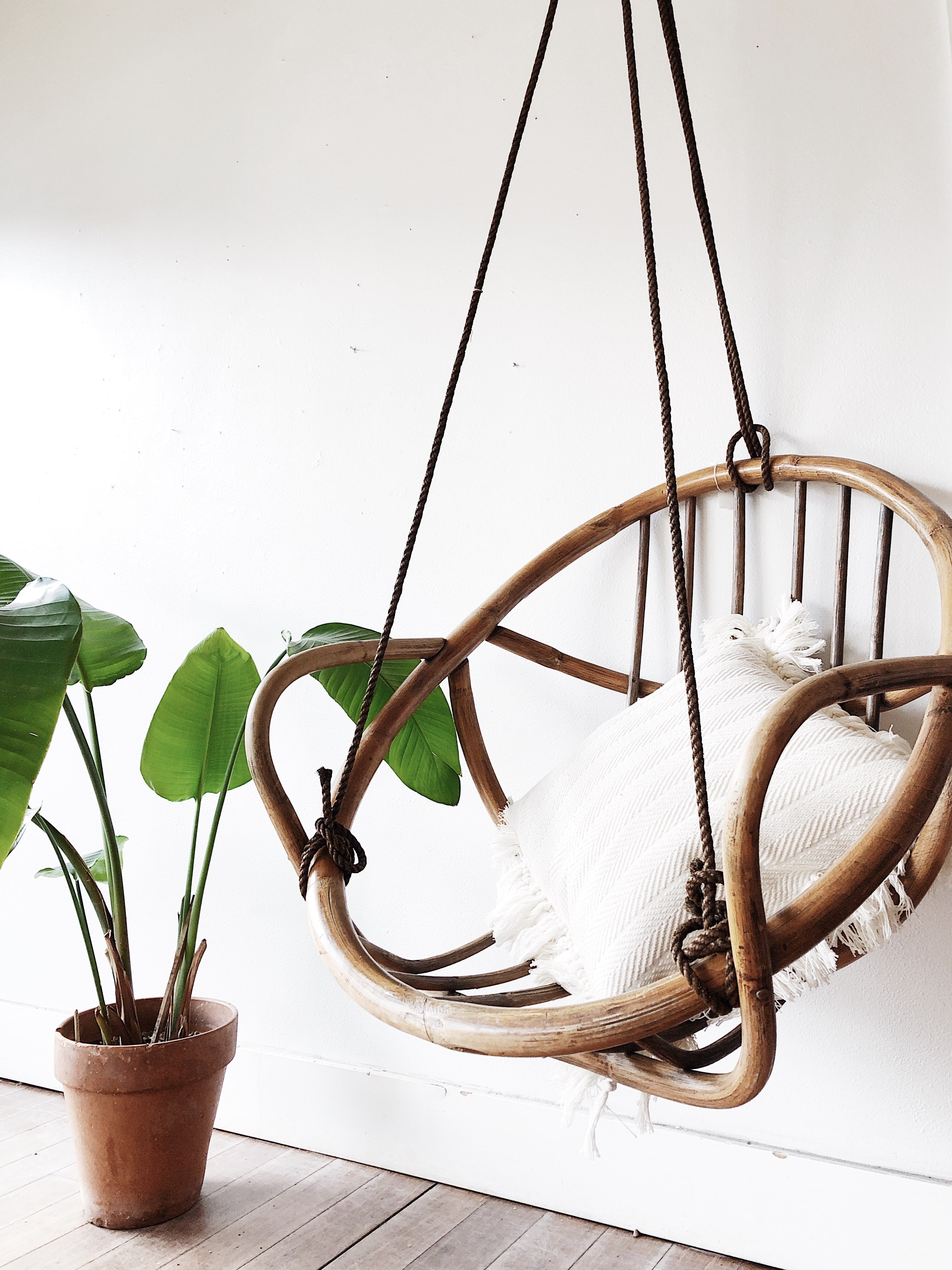 Vintage Bamboo Hanging Egg Chair