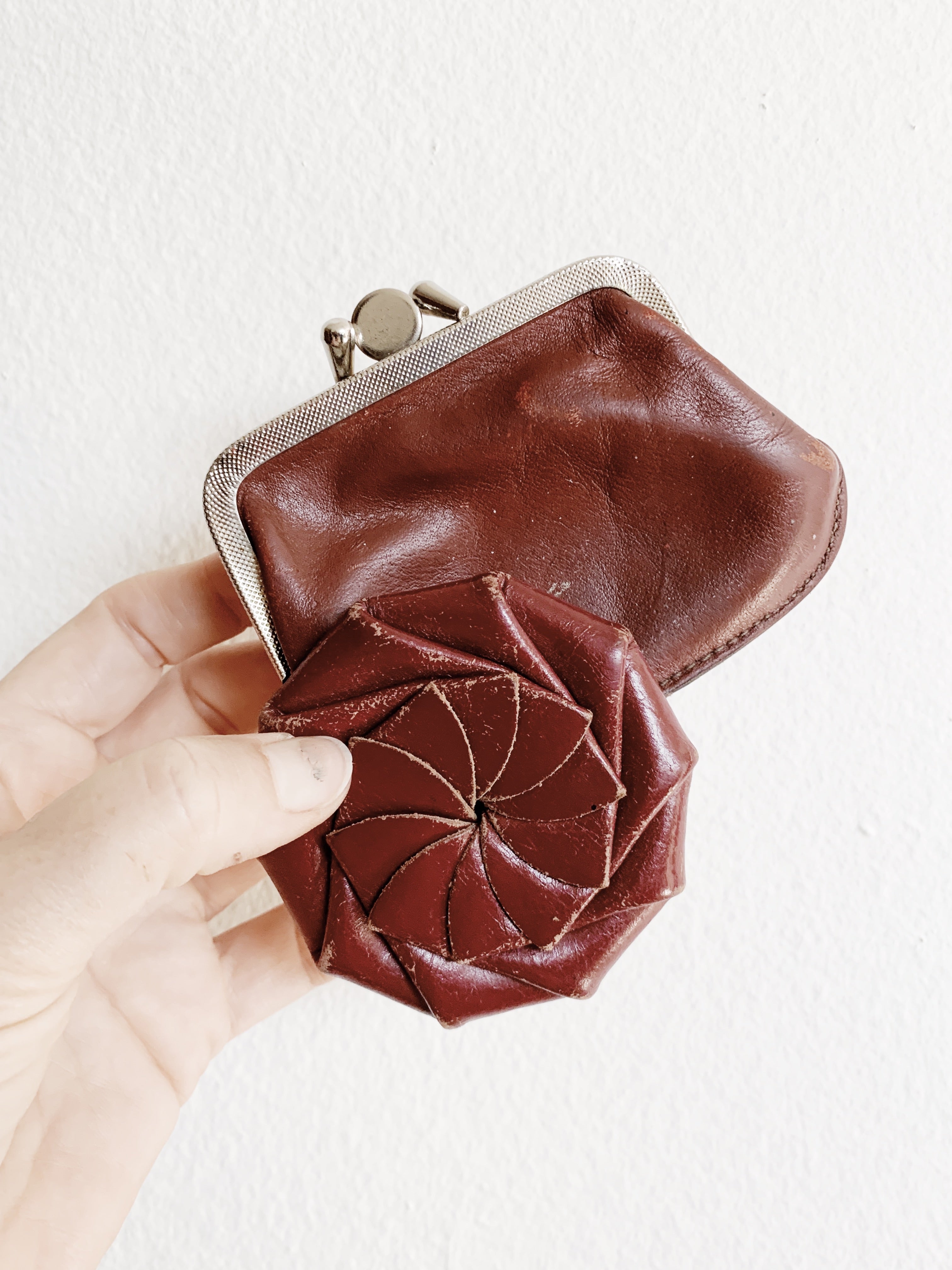 Vintage leather coin clearance purse