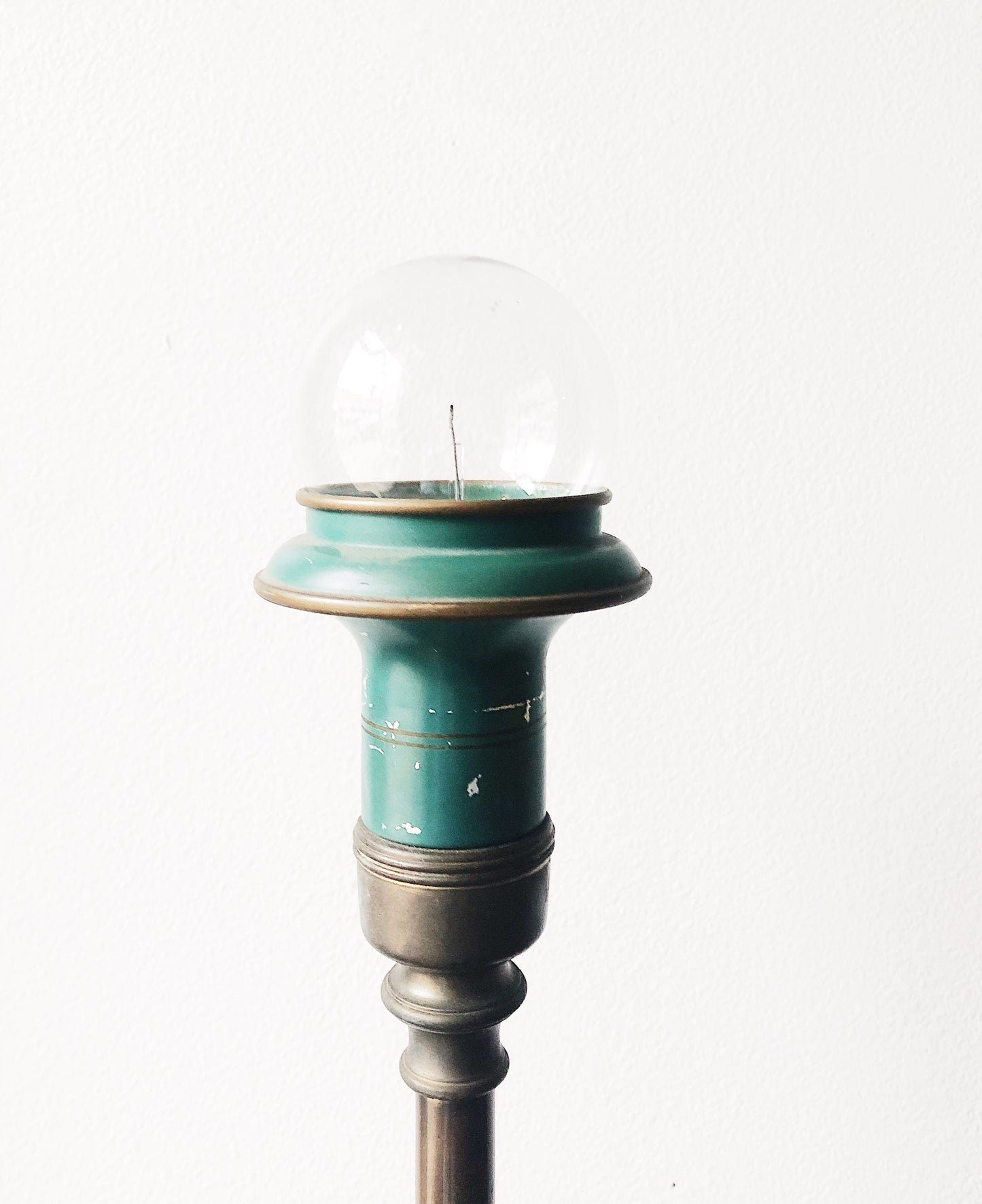 Vintage Enameled Bankers Lamp