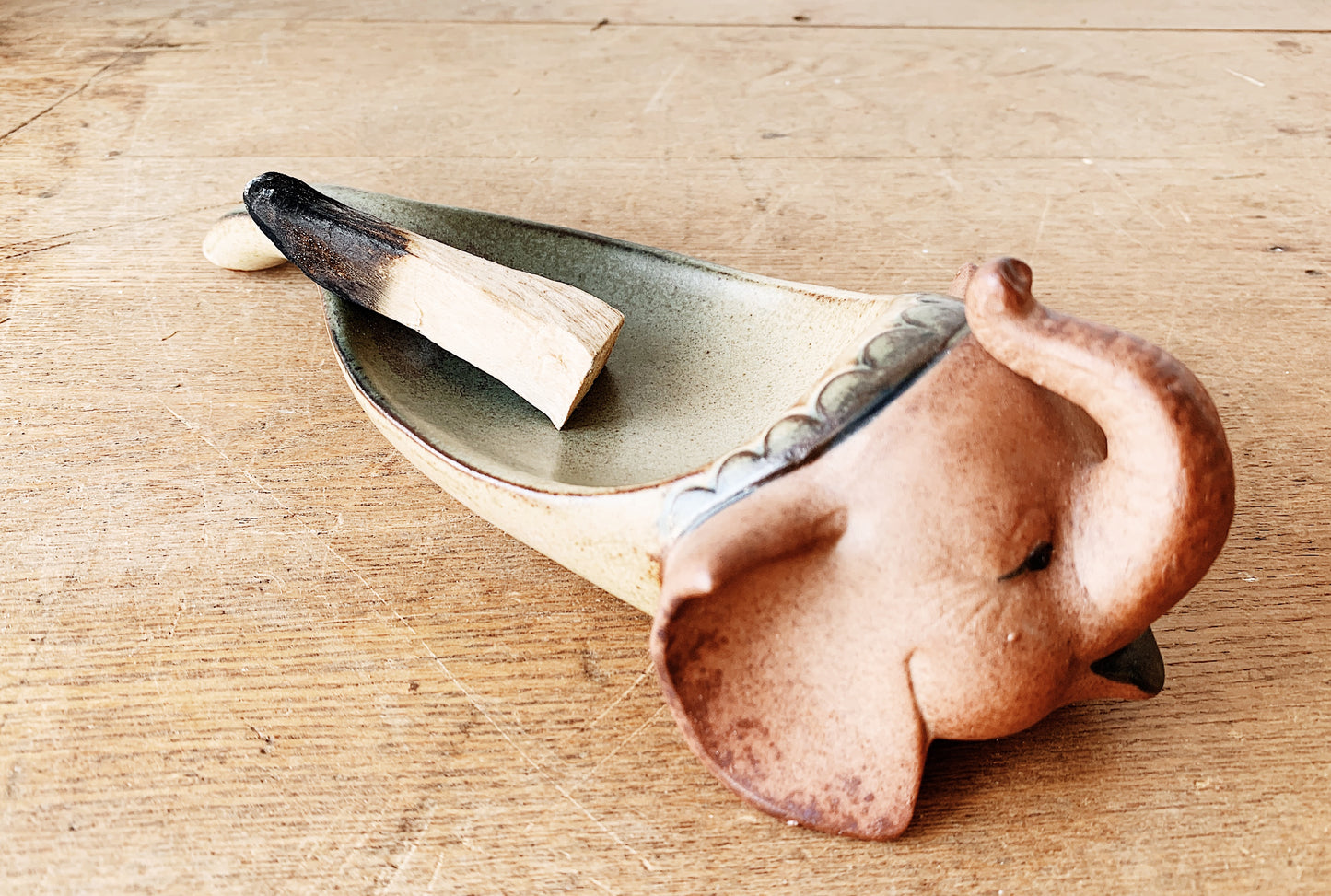 Stoneware Elephant Spoon Rest