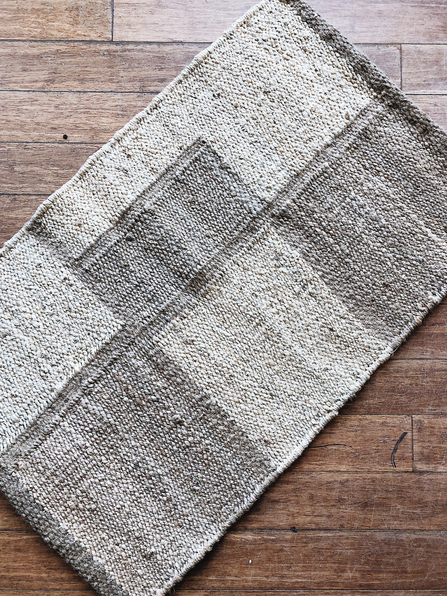 Patterned Natural Jute Rug