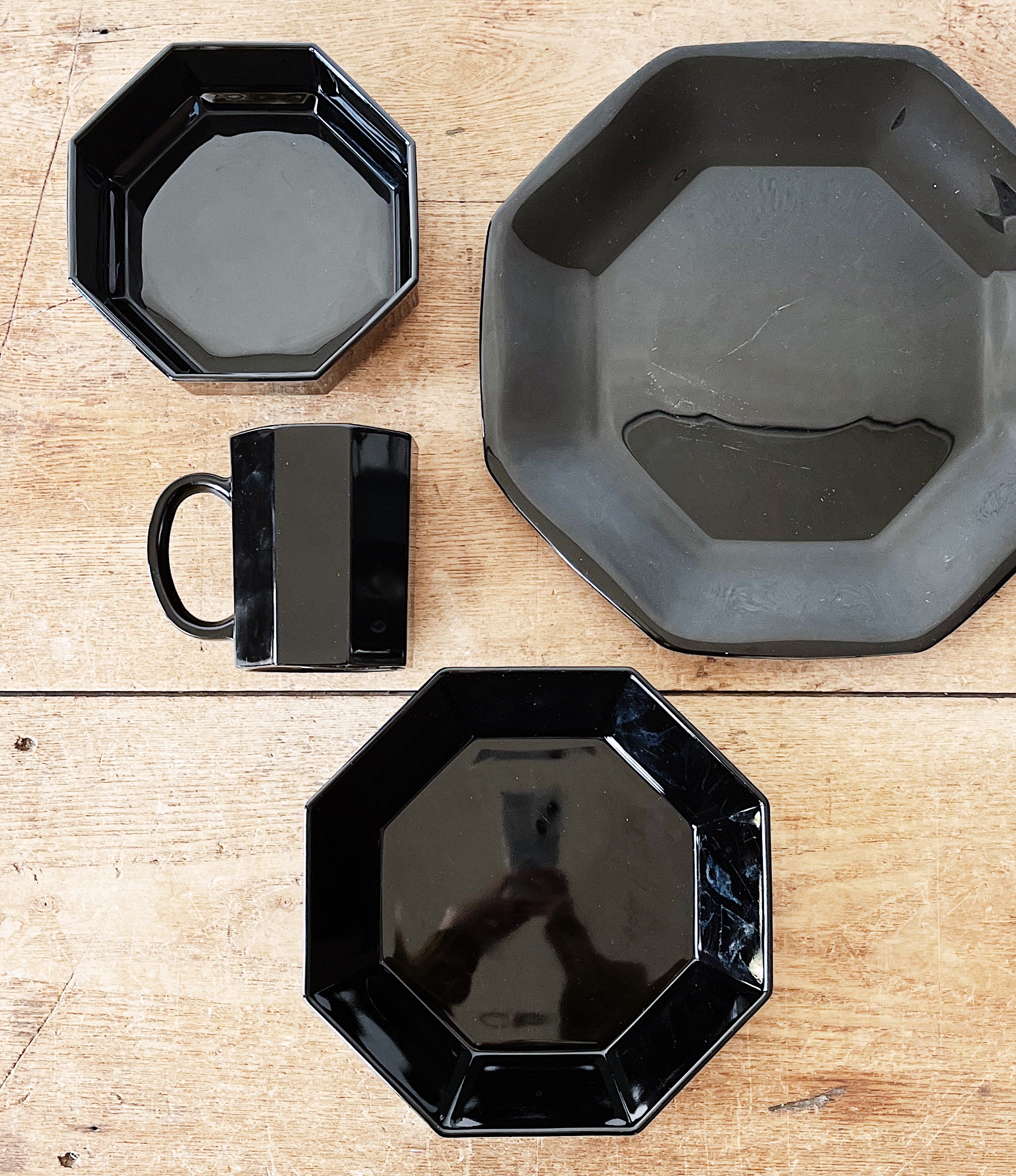 Vintage MCM Arcoroc France Black Glass Octagon Octime Set Of 8 Salad store Plates